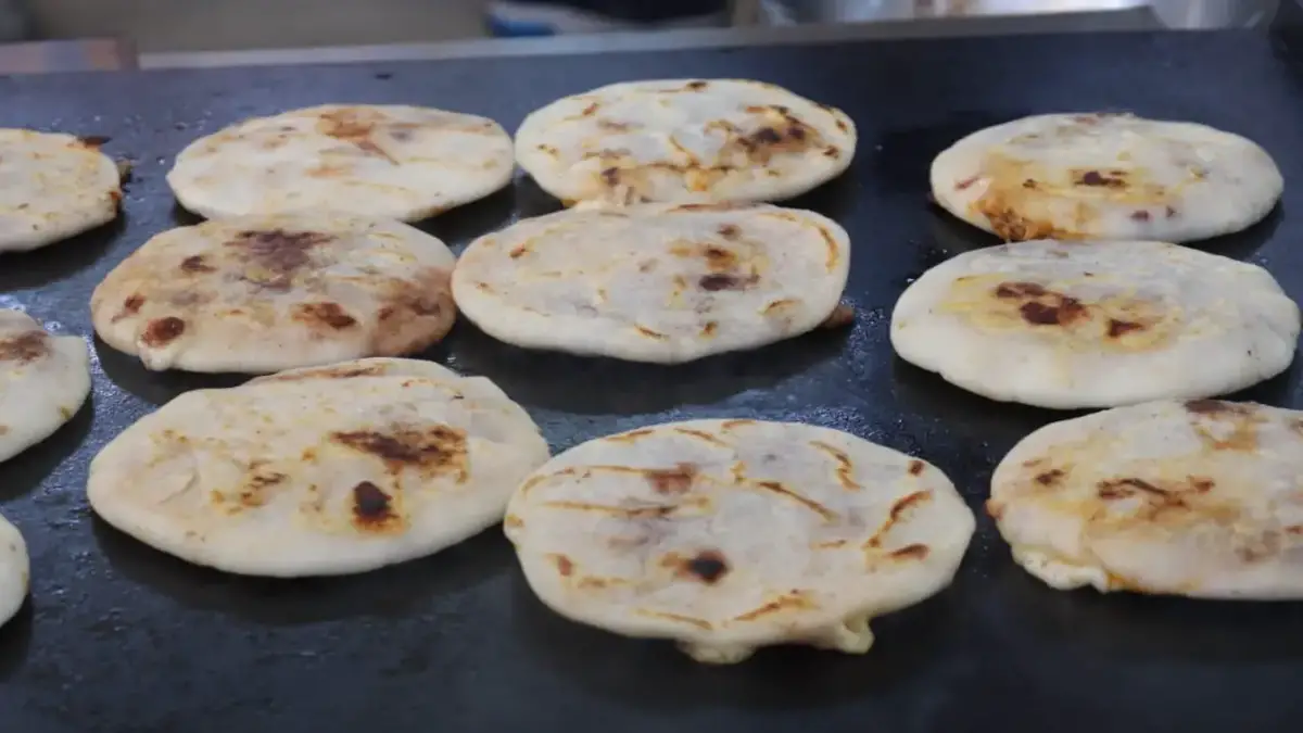 'Video thumbnail for Pupusas, the national dish of El Salvador'