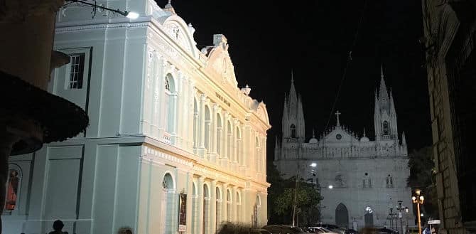 Santa Ana at night