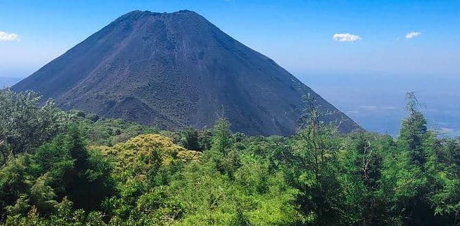 Santa Ana Volcano in El Salvador. Ilamatepec Volcano