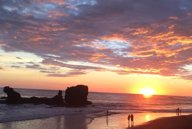 El Tunco beach sunset