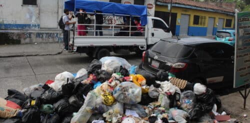 Trash problem in El Salvador