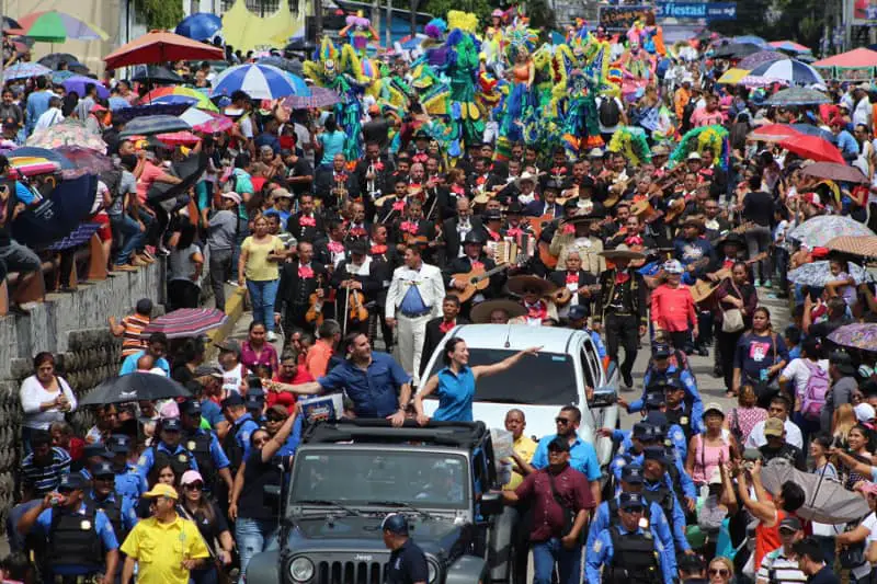 San Salvador  Correos Parade