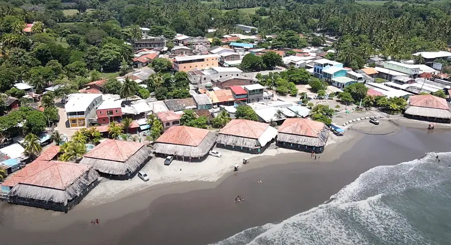 El Cuco Beach in San Miguel