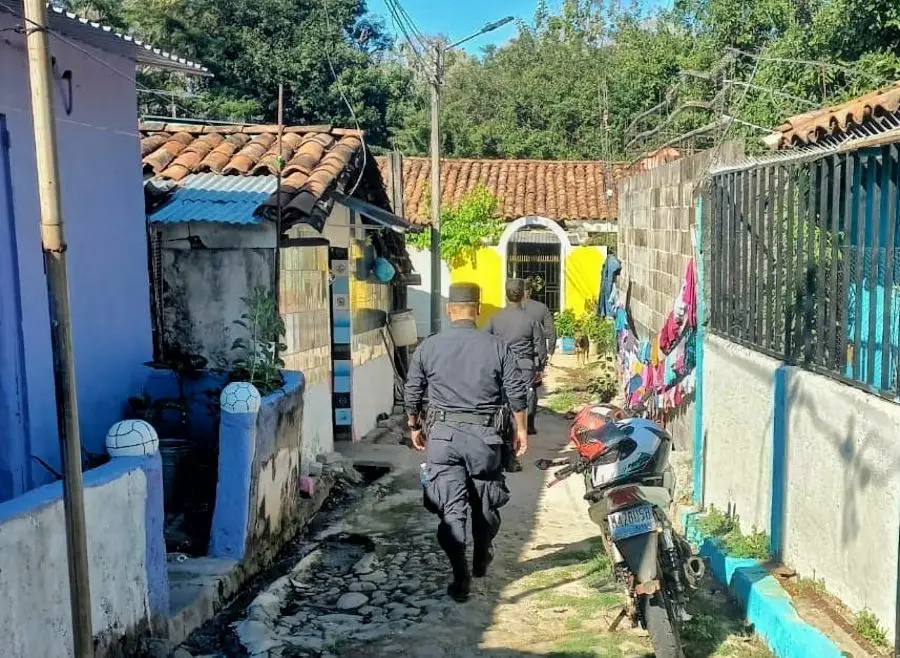 El Salvador Police