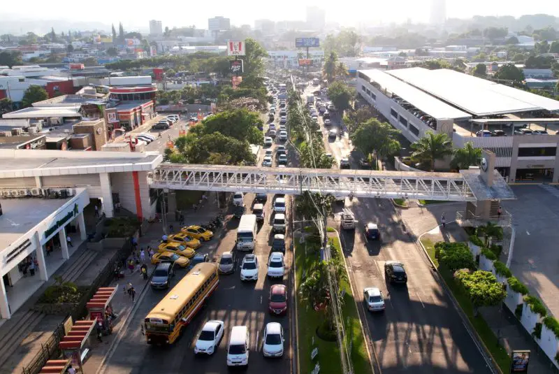 El Salvador Traffic