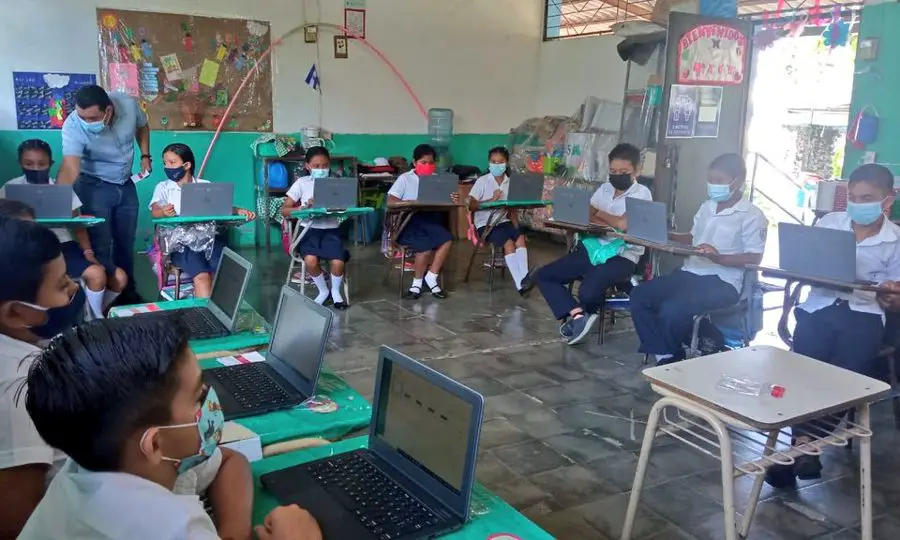 Education in El Salvador.