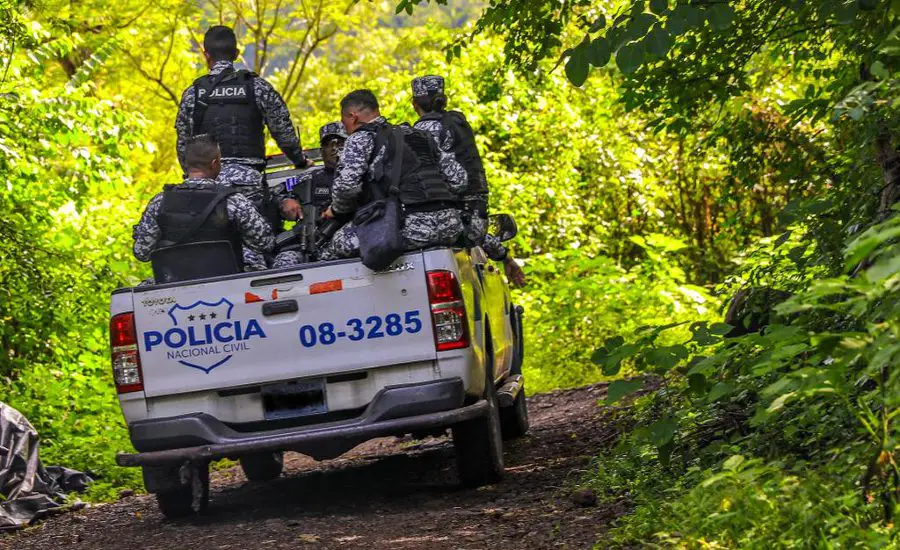 Salvadoran National Police Personnel