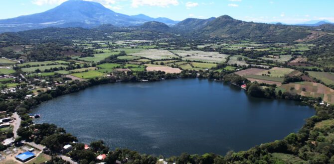 Apastepeque Lagoon El Salvador