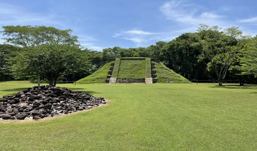 Mayan ruins El Salvador