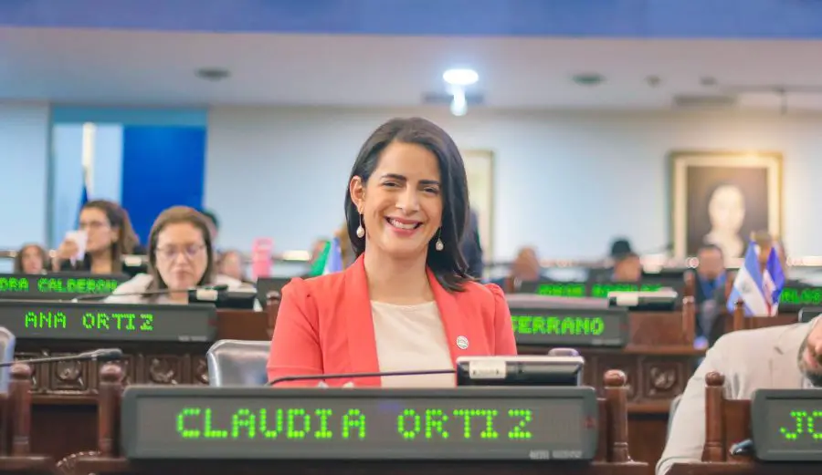 Salvadoran deputy Claudia Ortiz