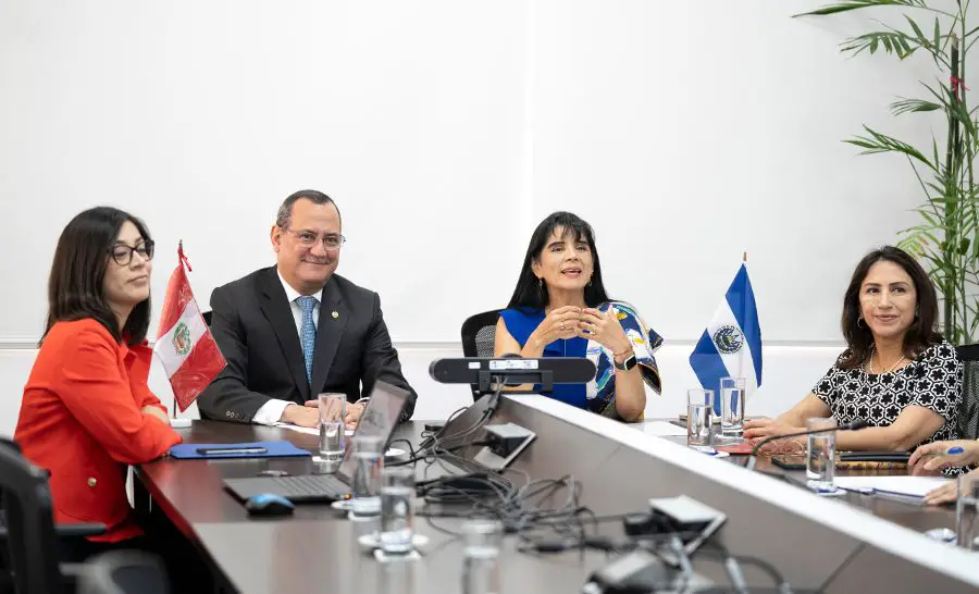 El Salvador and Peru trade agreement negotiations