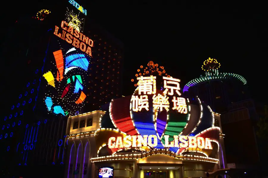 Gambling for Tourists
