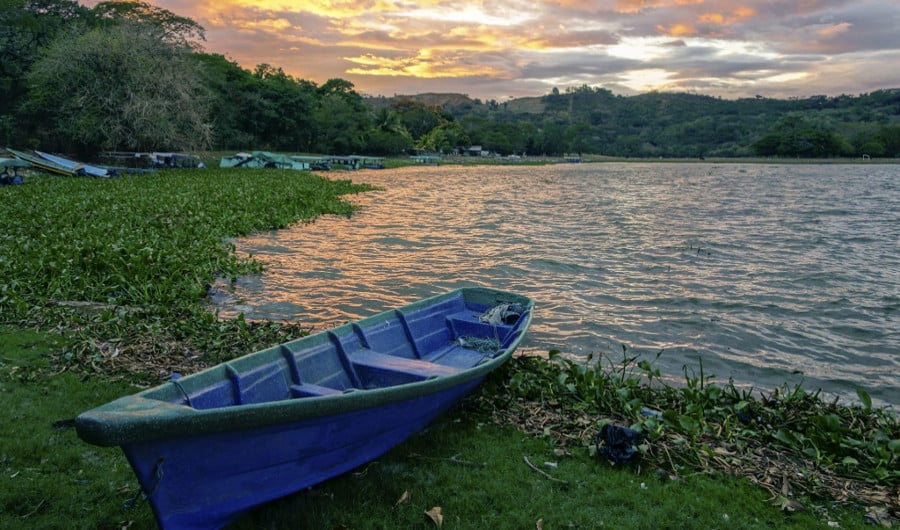 Lake Suchitlán El Salvador