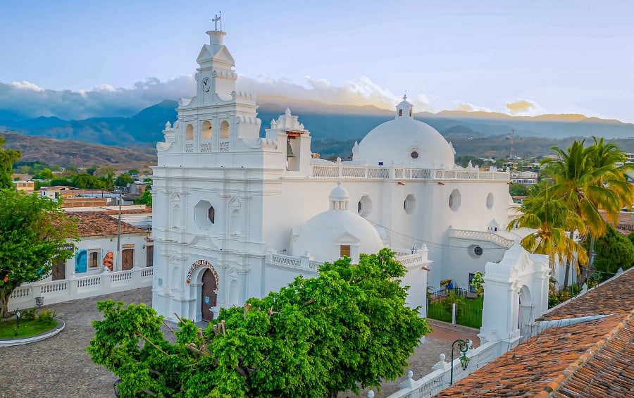 Churches in El Salvador